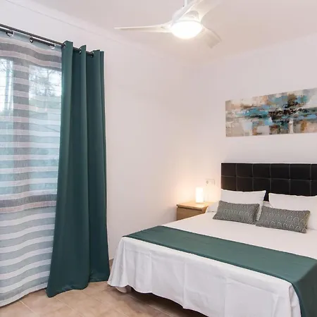 Casa De Cala Gat Hébergement de vacances *