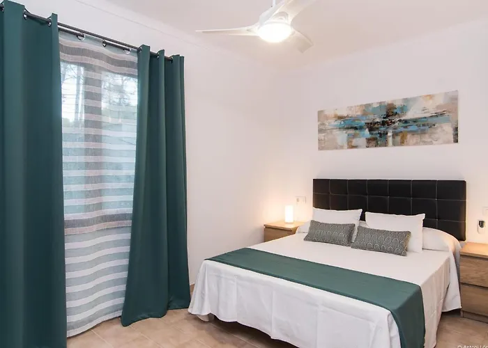 Casa De Cala Gat Holiday home *